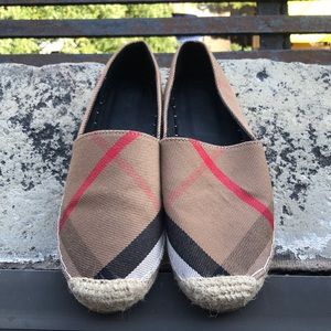 Burberry look-alike flats